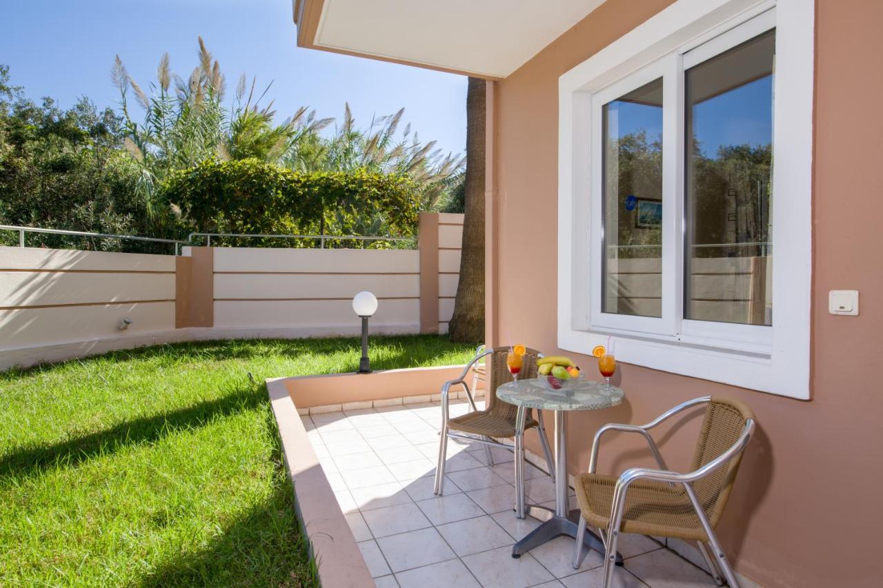 Dias Hotel Apartments Agia Marina  Luaran gambar